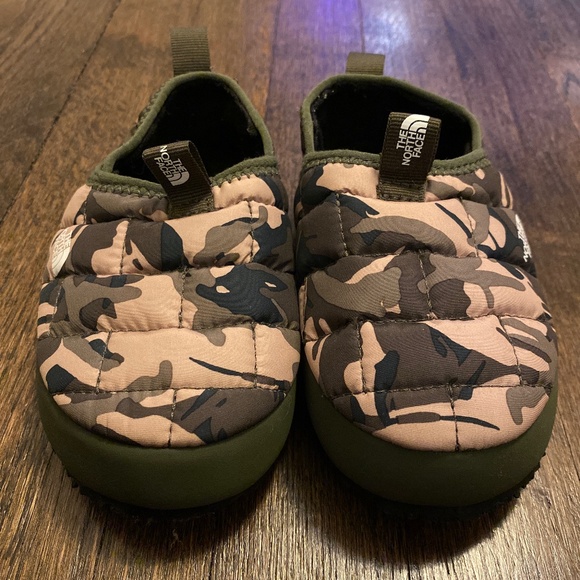 The North Face Other - The North Face Thermoball Toddler Slipper